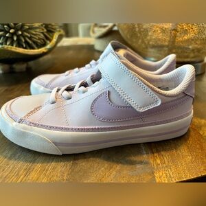 Nike Kids Light Purple Sneakers